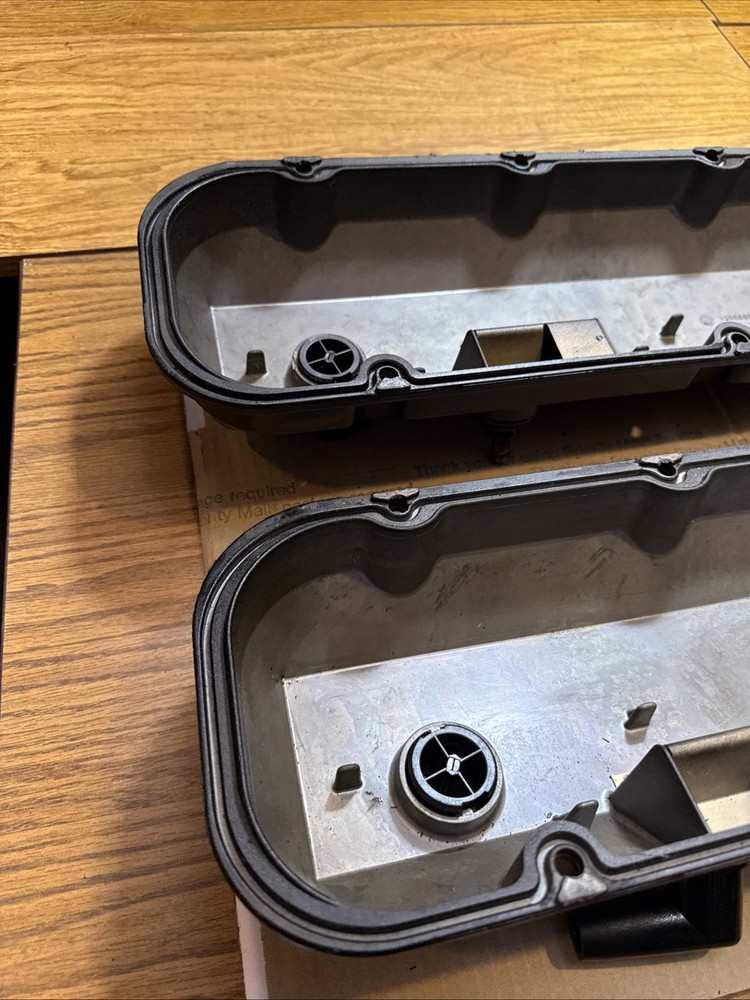 Mercruiser 454 valve covers