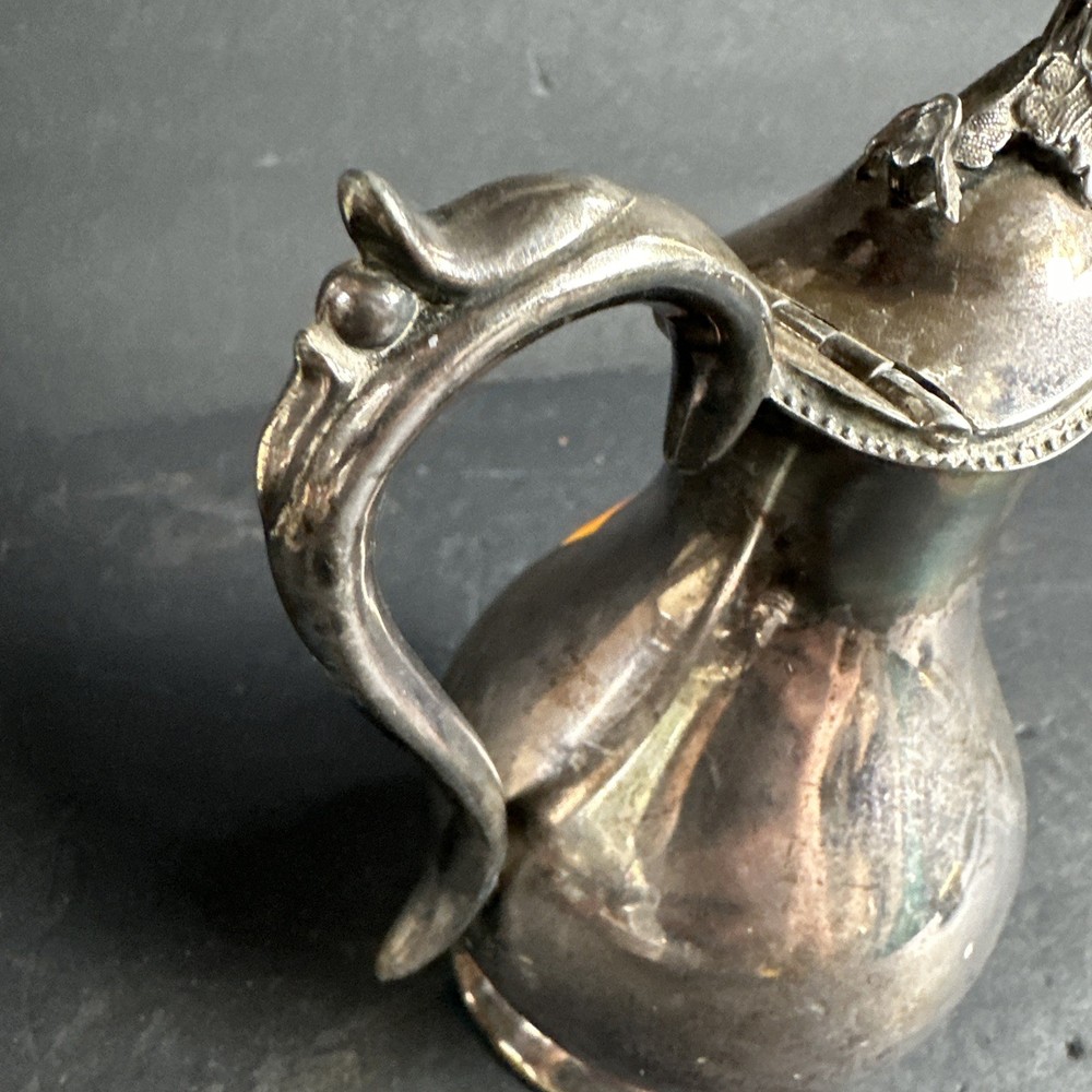 Rare Fine Quality Silverplate Maple Syrup #R28