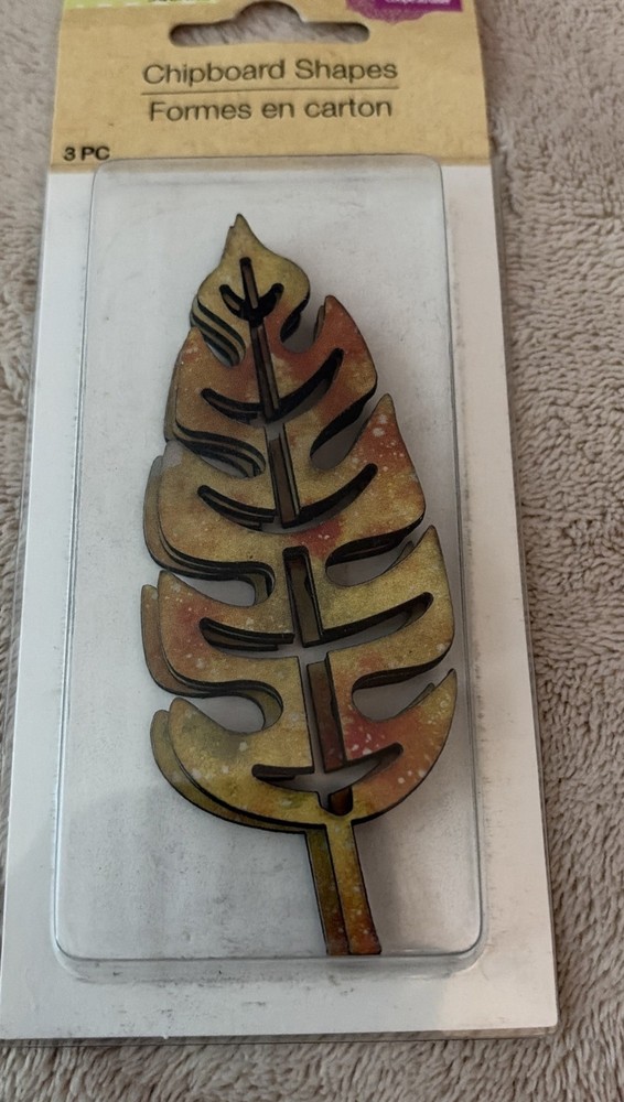 Crafters Square Chipboard Shapes: Fall Colored Leaves