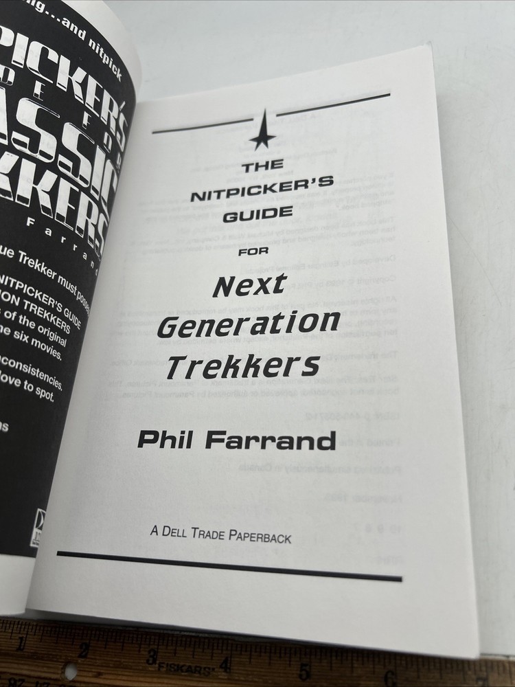 The Nitpicker's Guide for Next Generation Trekkers Paperback 1993