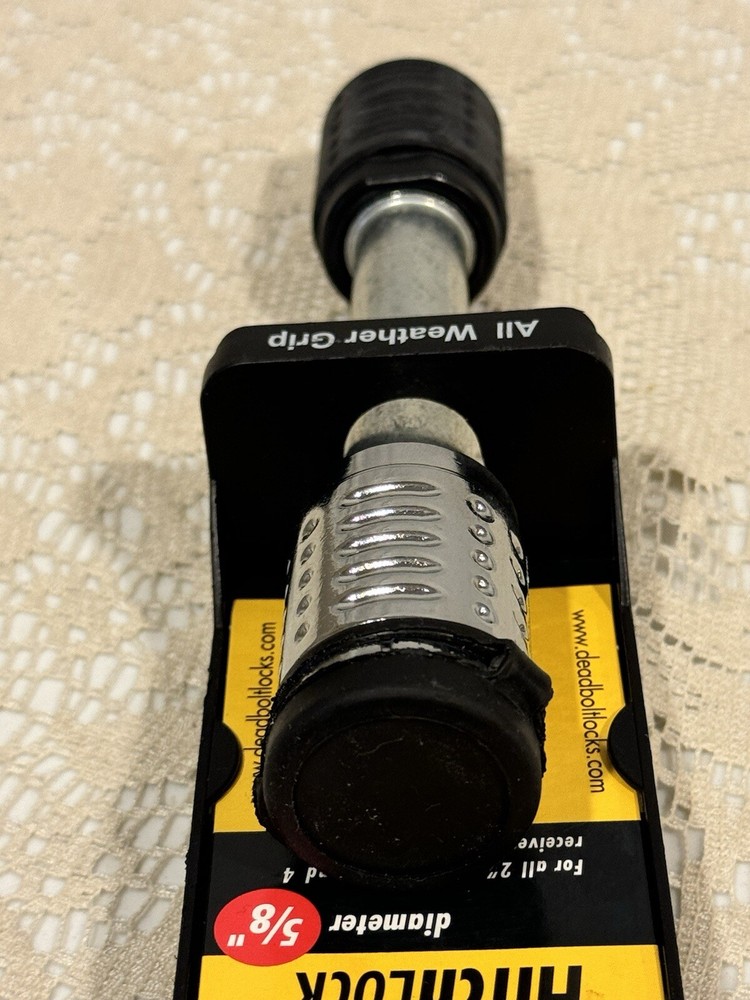 NEW DeadBolt HitchLock 5/8" Diameter Class 3 and 4 Hitch Lock 2" with 2 Keys