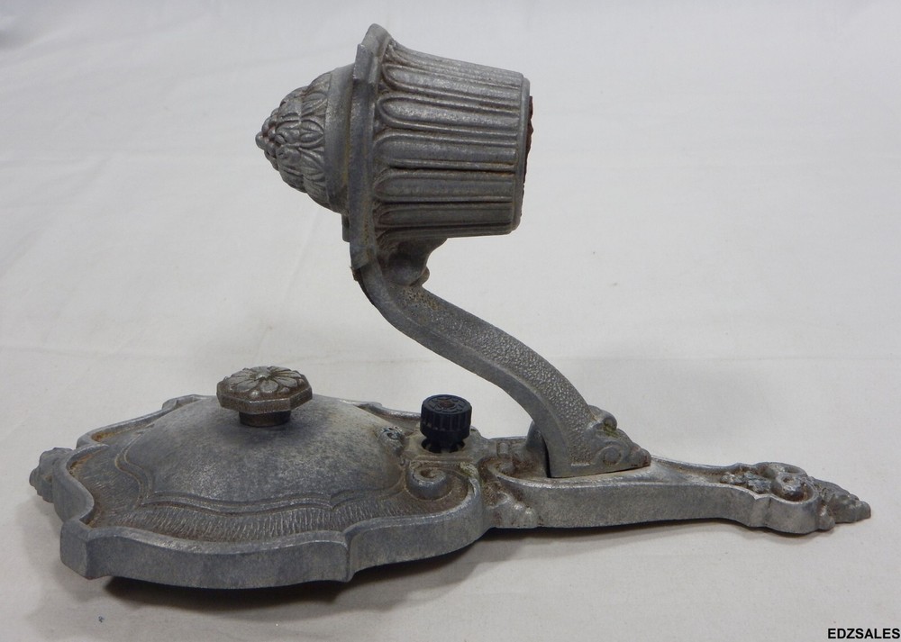 Vintage Riddle Design Switched Wall Sconce Light Fixture