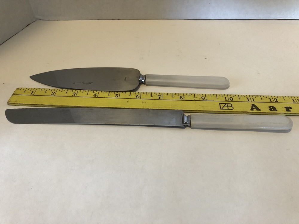 Leonard Silver Co. Stainless Steel Cake Cutting Knife And Cake Sever