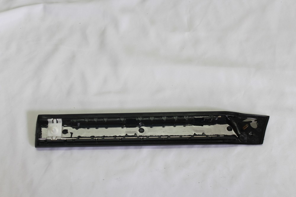 Fender moulding front left for BMW 7 series E-32