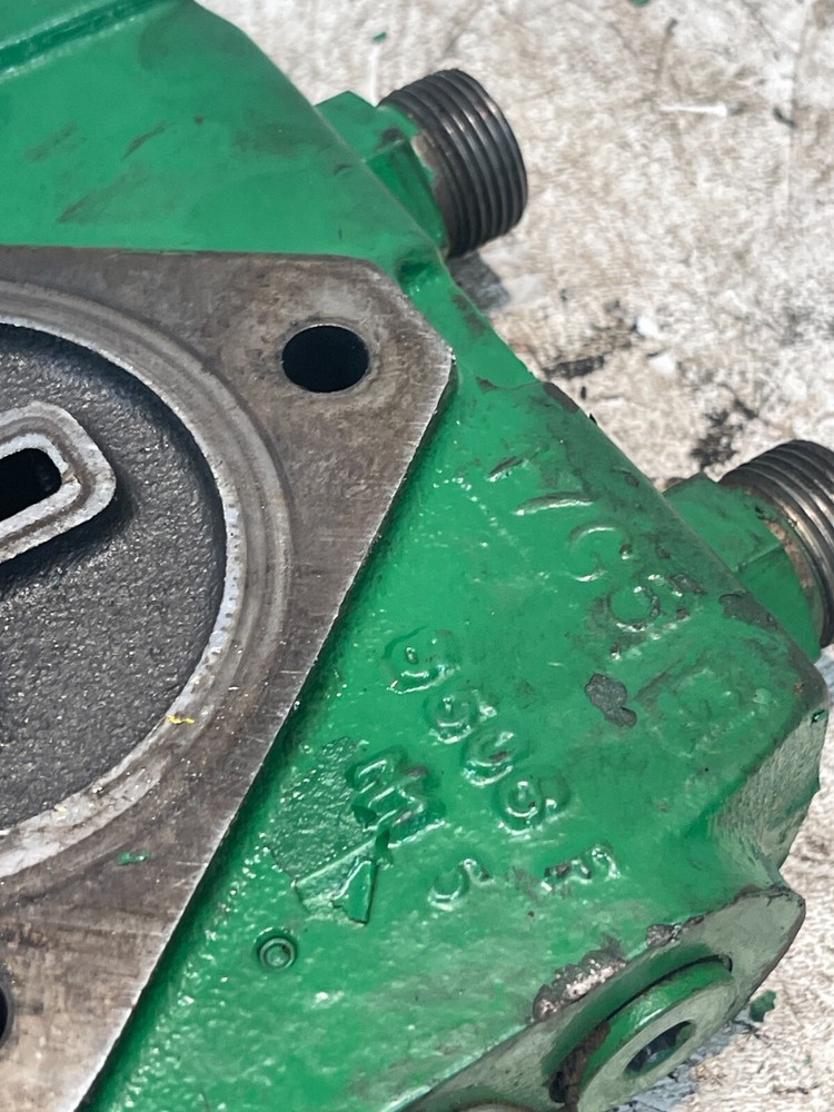 John Deere 7800 Tractor Hydraulic Control Valve 8506F