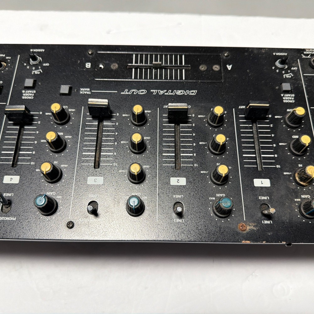 DENON DN-X400 Professional DJ Mixer Powers On Untested From There "As Is"