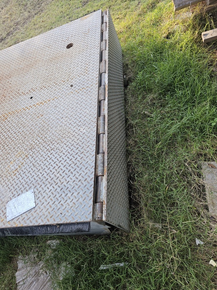 Serco PAL Series Power-Assisted Dock Leveler