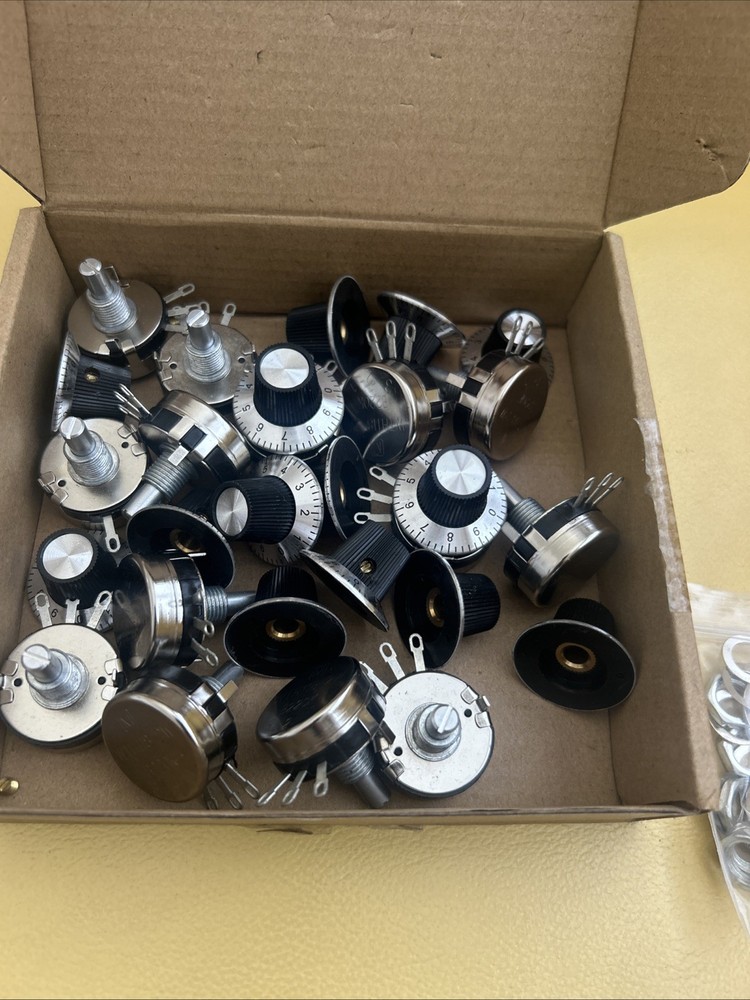 Rotary Carbon Linear Variable W05857-6 220k (15pcs)