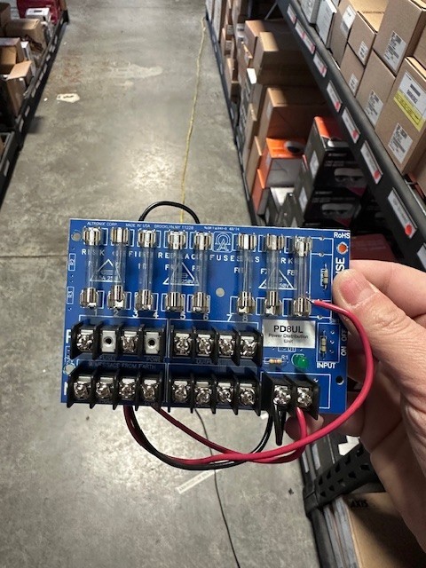 Altronix PD8UL