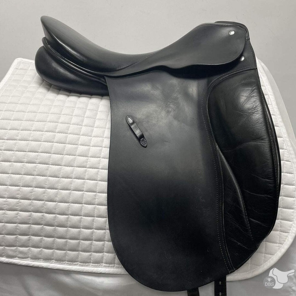 Passier 17.5" M Nicole Grand Gilbert