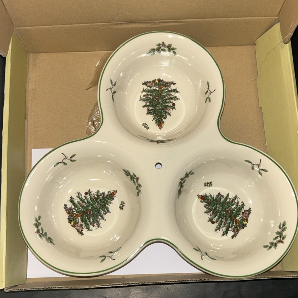 Spode Christmas Tree 3 Section Server with Tree Handle 11”