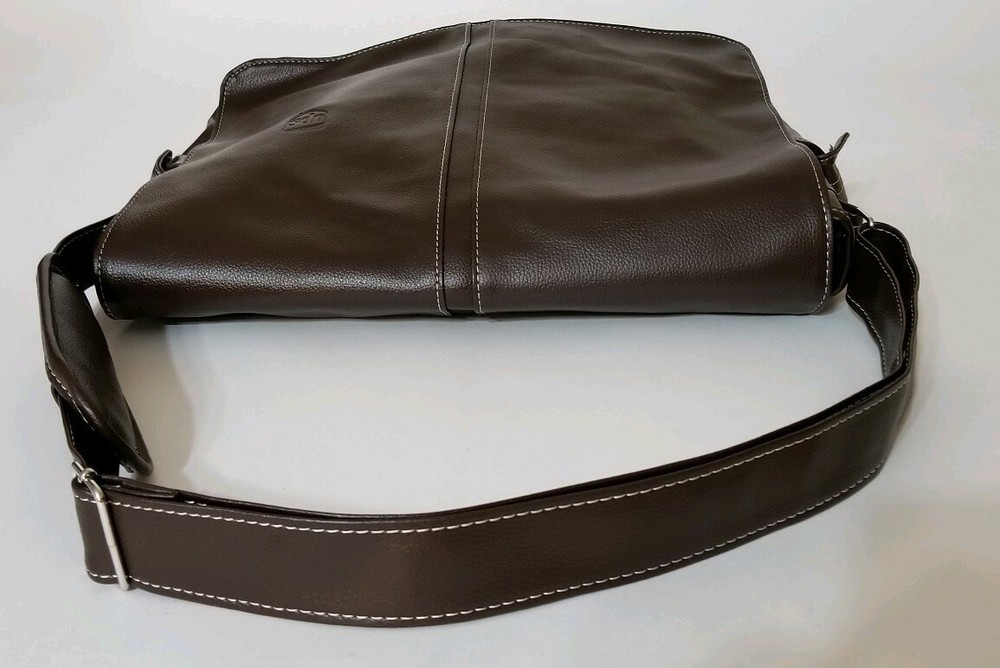 Vitronic UPS Computer Travel Messenger Brown Work Flap Closure Faux Material