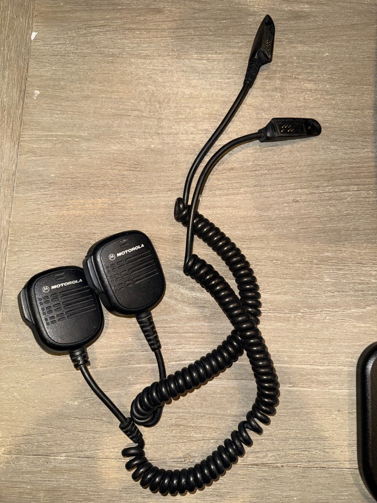 Motorola HMN9052E Remote Speaker Mic (QTY 2)