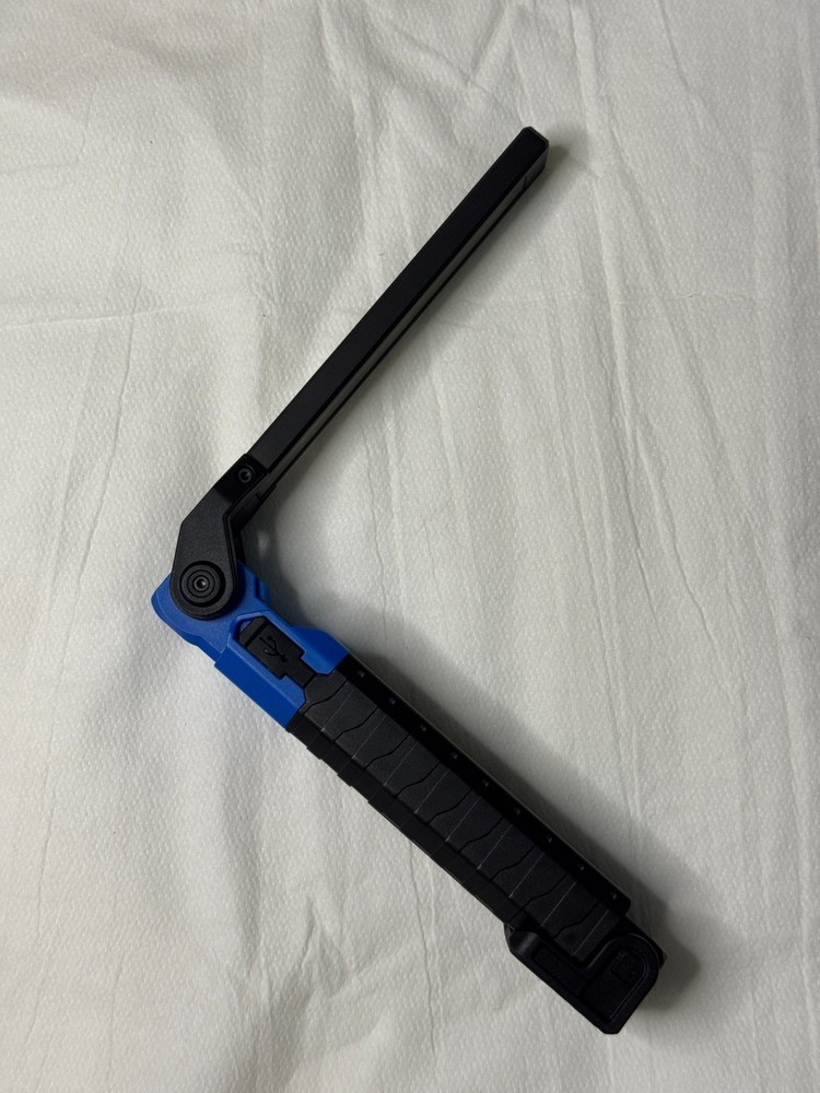 Matco Tools Cordless Folding Work Light MWLAB - Blue