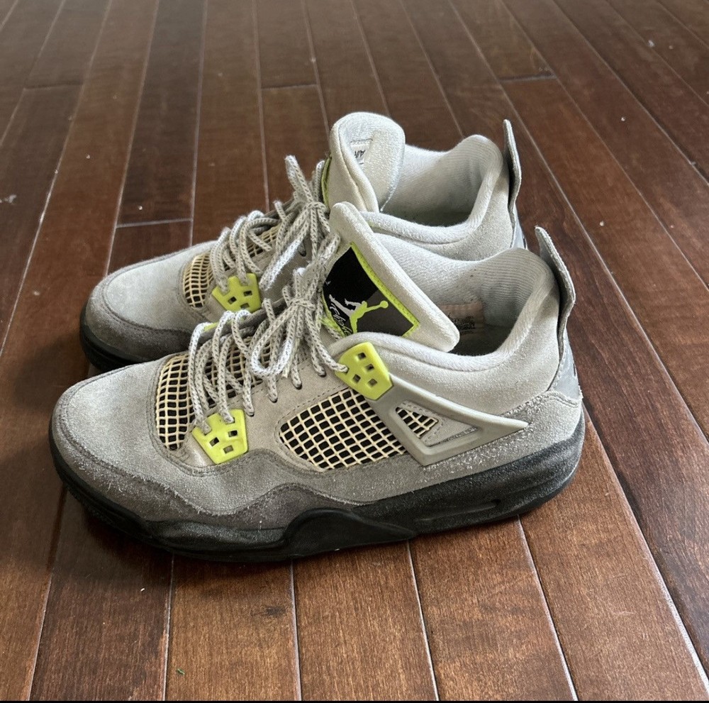 Jordan 4 Neon GS