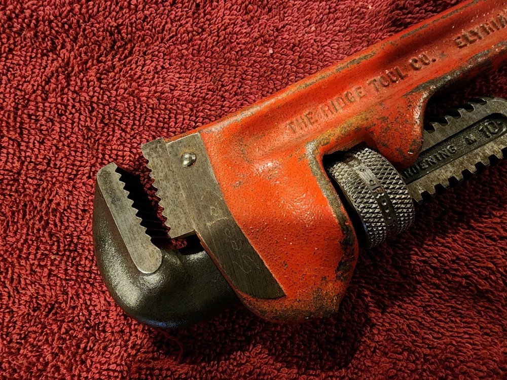 RIDGID 10" Heavy Duty Pipe Wrench #4