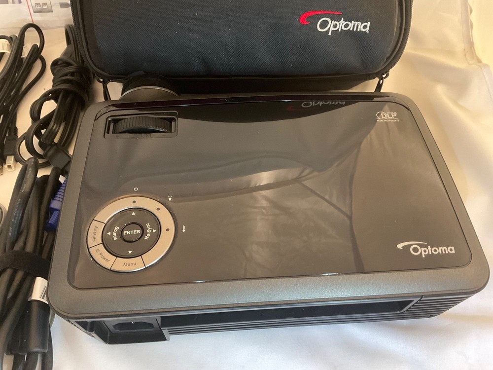 Optoma EP728 DLP Projector, Tested, excellent condition.