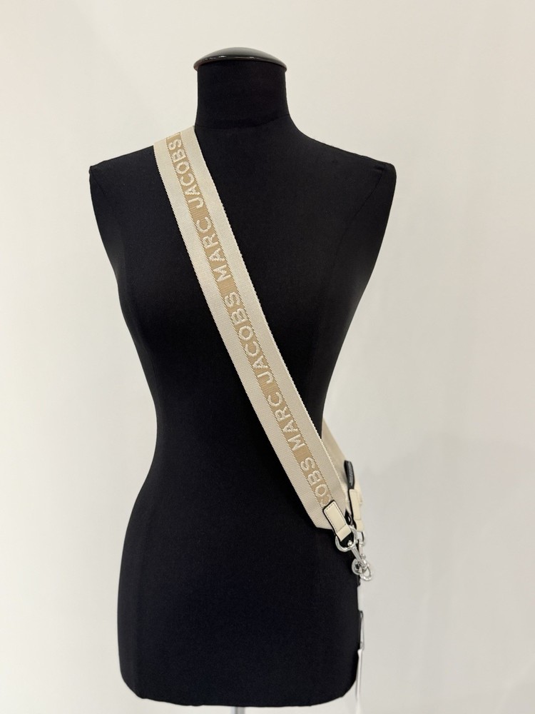 NWT Marc Jacobs Marshmallow Strap