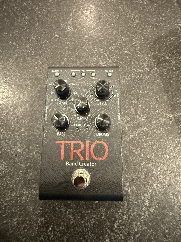 DigiTech Trio Band Creator. Original Box, power unit not included