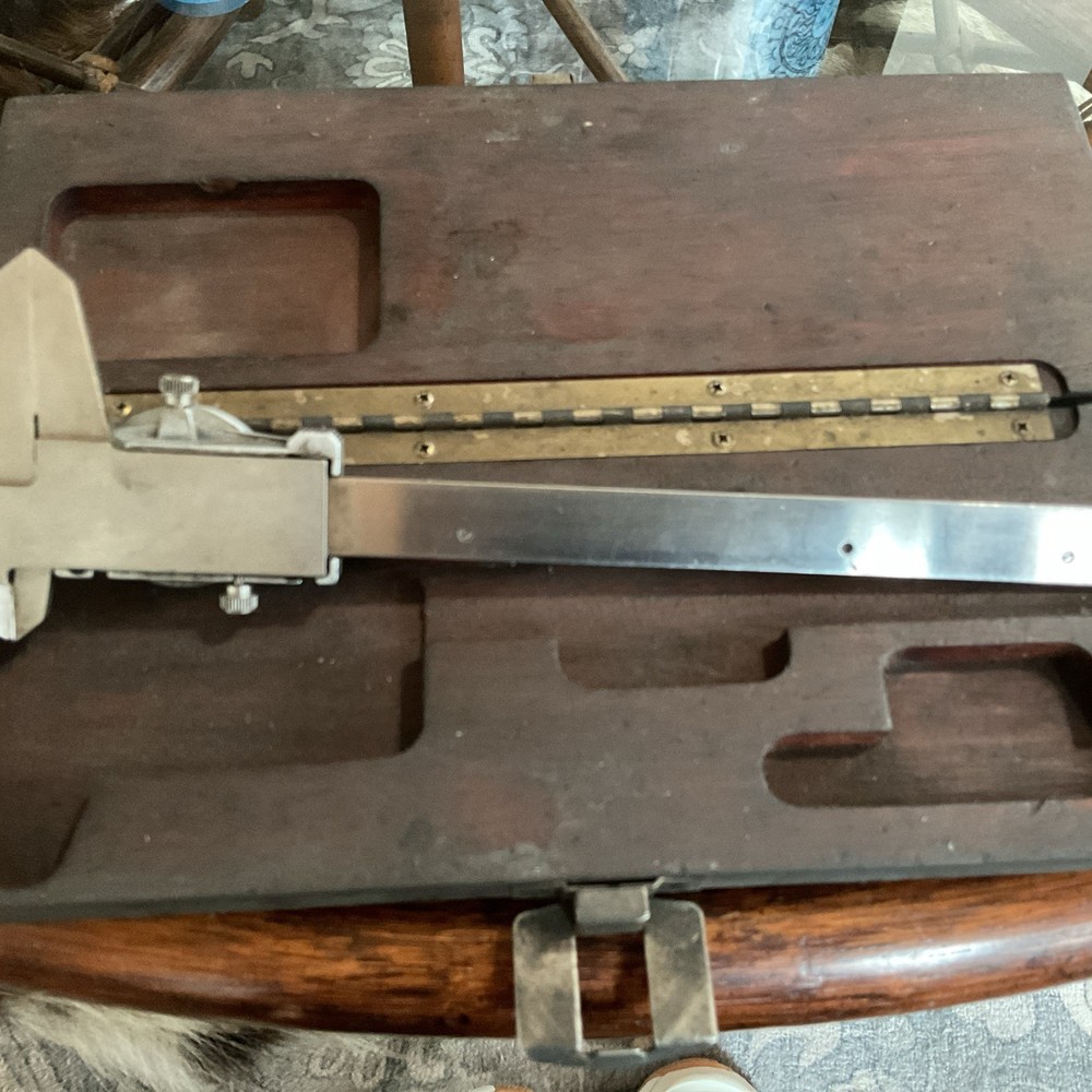 Brown & Sharpe 599-579-5 Dial Caliper Swiss Made