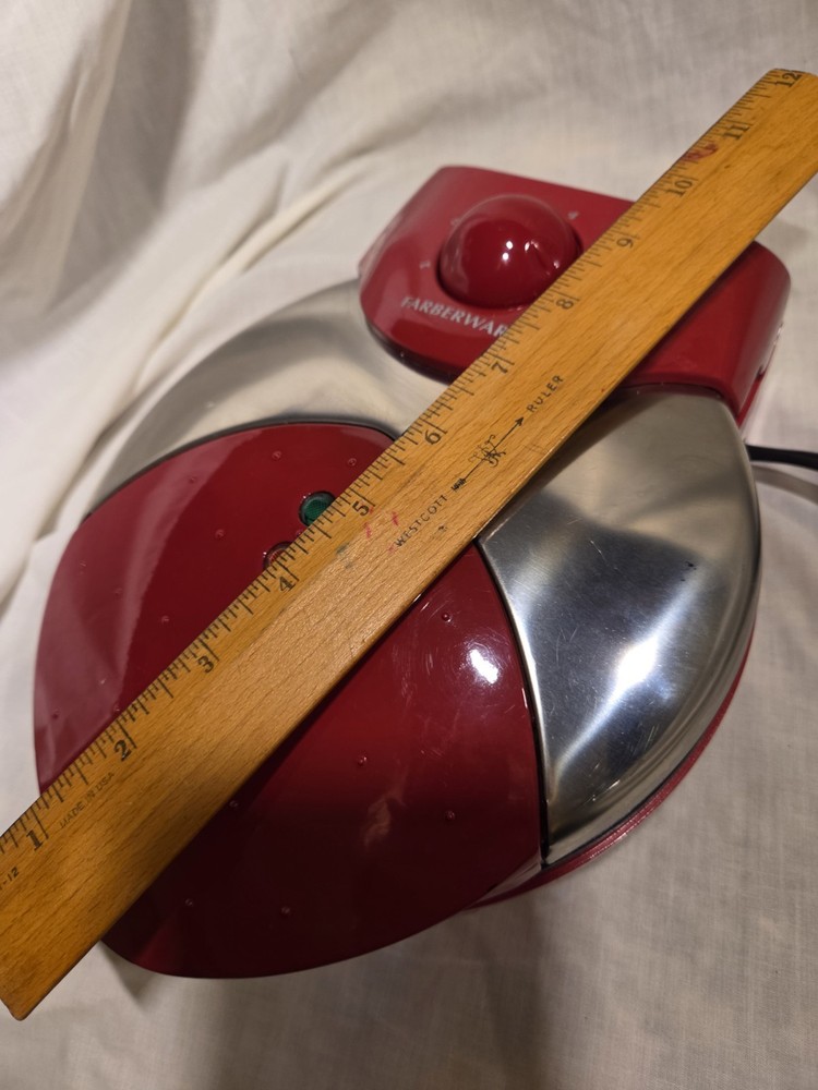 Waffle Maker Farberware Nonstick Used 1 Time Red Ctrl Bake Dial