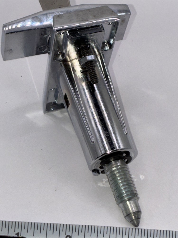 T Handle Lock Assembly 5½ in - Fits many Vending Machines