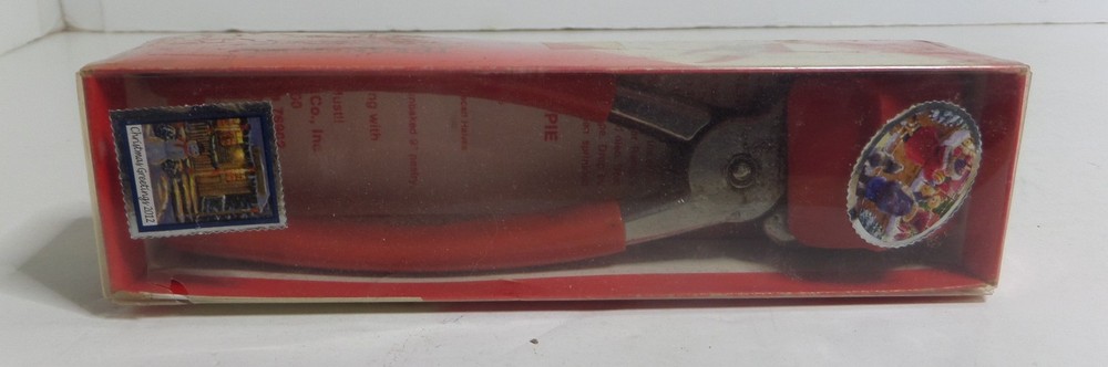Texas "York" nut sheller / cracker vintage