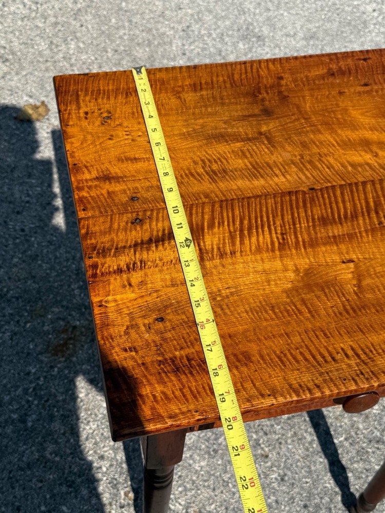 Antique tiger maple side table work stand 1 drawer sheraton 1820