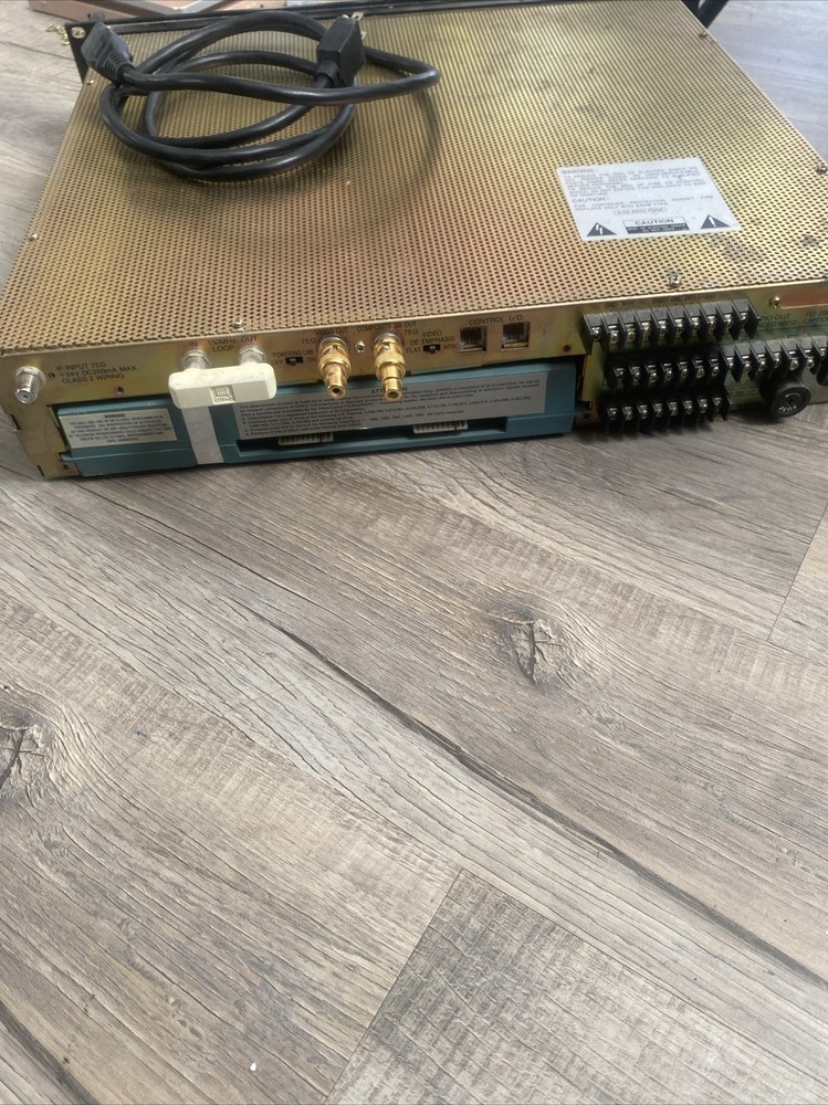 DX ANTENNA DIR-657 BROADCAST SATELLITE RECEIVER