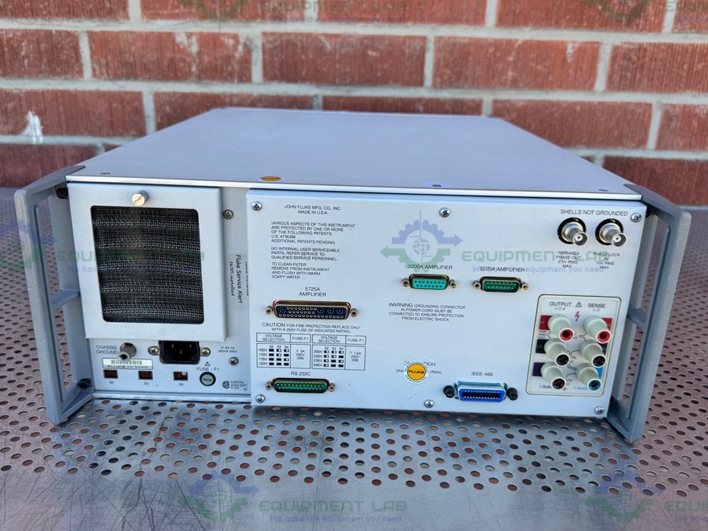 Fluke Calibration 5700A High Performance Multi Fnction Calibrator NOT CALIBRATED