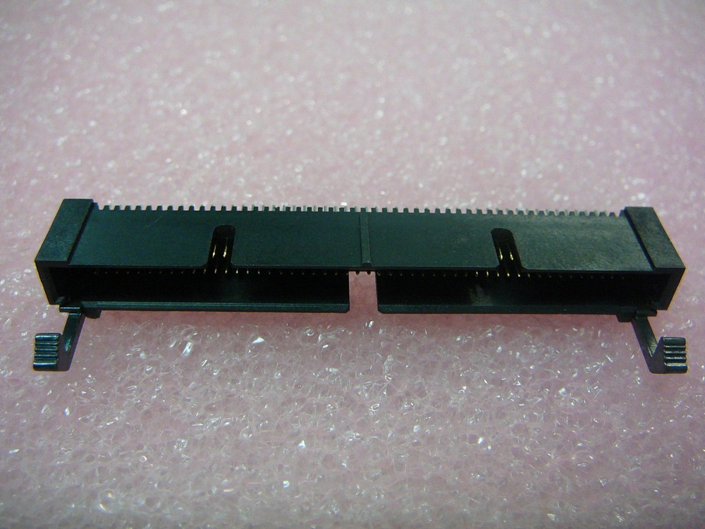 2-Row Header Straight H/D 100-Way Vertical Ejector .050" X .100" Centers 5/PKG