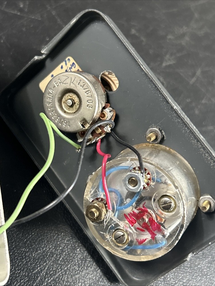 Monitor Volume Unit Meter (untested)