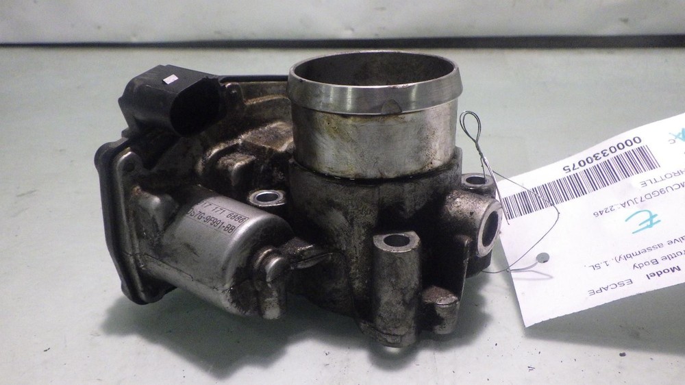 18 FORD ESCAPE Throttle Body