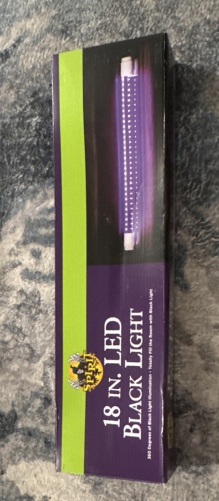 18 in LED Black Light Effect Light Purple