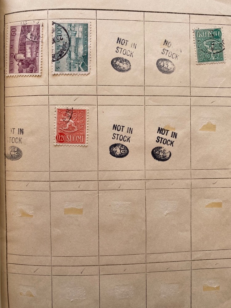 WW Stamps Finland hinged on approval pages