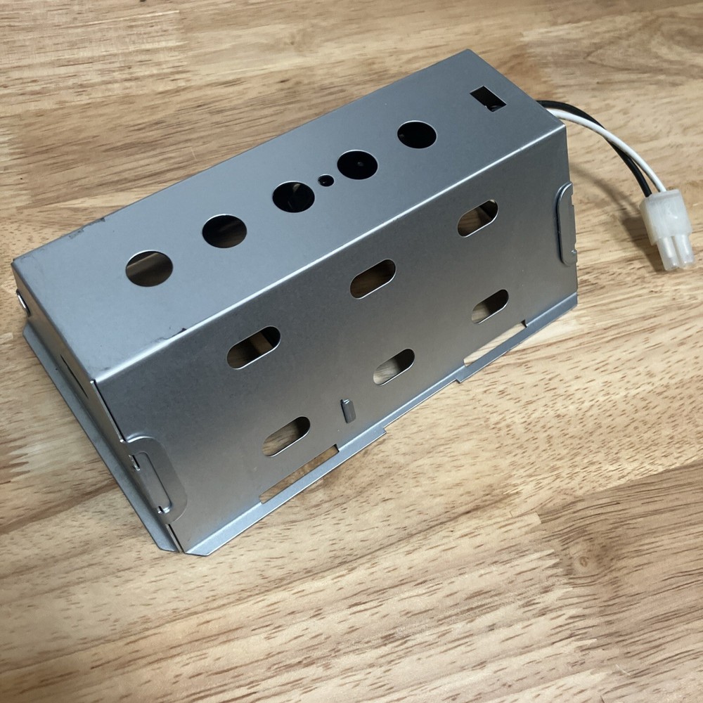 Utilitech 7123-02 Reflector Replacement 0498842 NEW