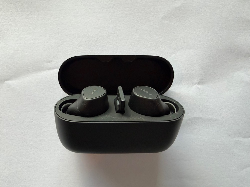 Jabra Evolve2 65 Stereo Wireless Headset (UC, USB-A) - Black