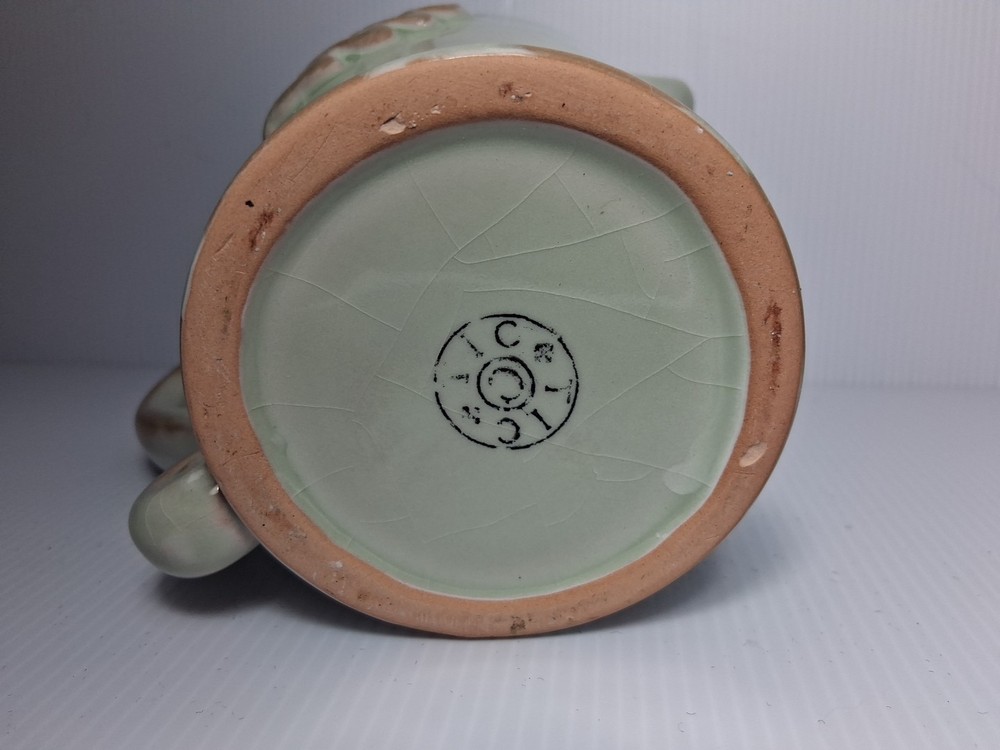 Tic Tic Terracotta Pottery Leaf Decor Pitcher