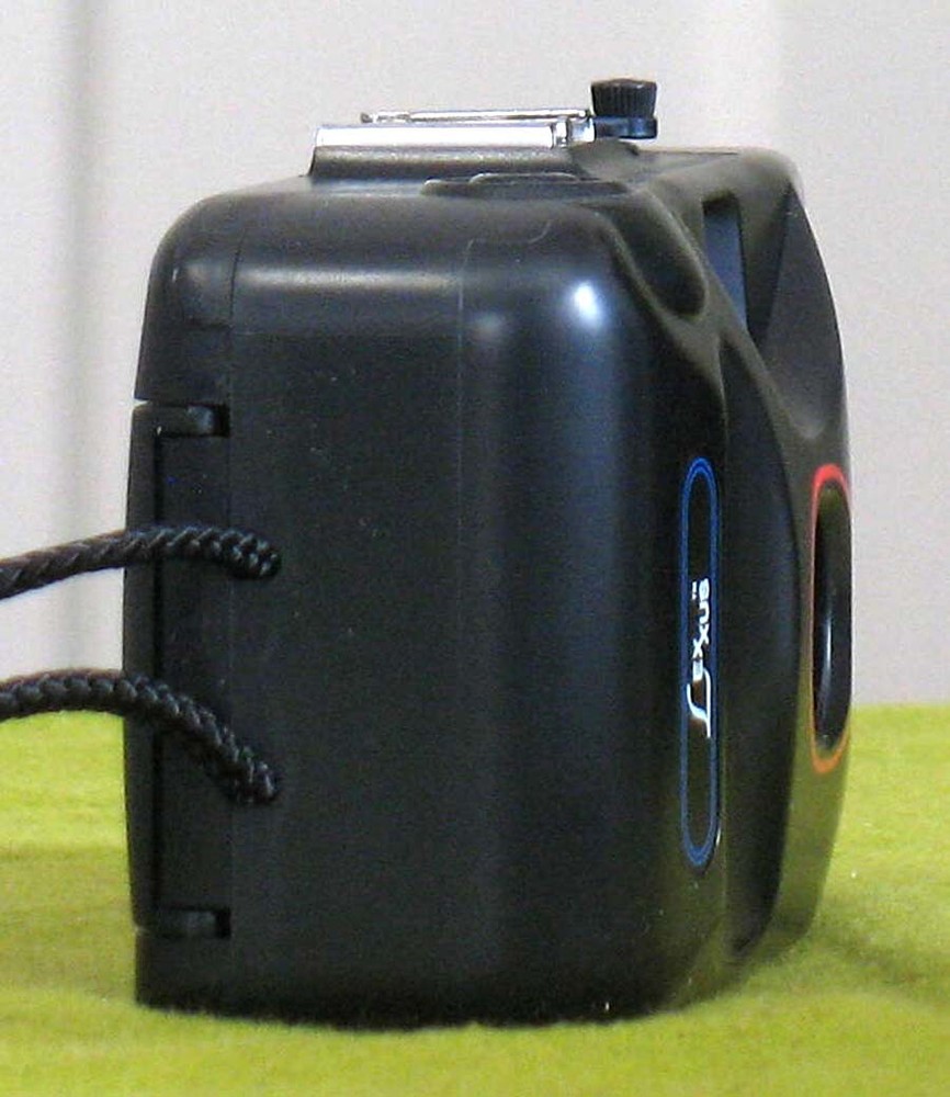 Lexxus 35mm Camera in Box with Instructions