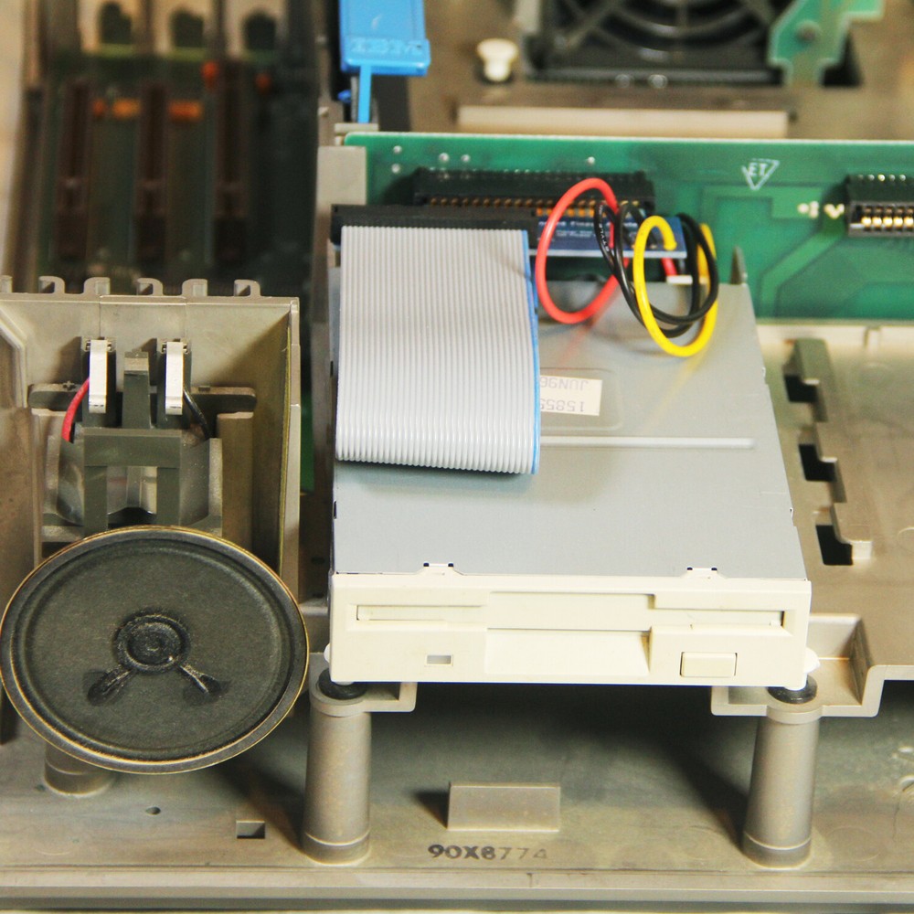 IBM PS/2 to Standard Floppy Adapter by TexElec