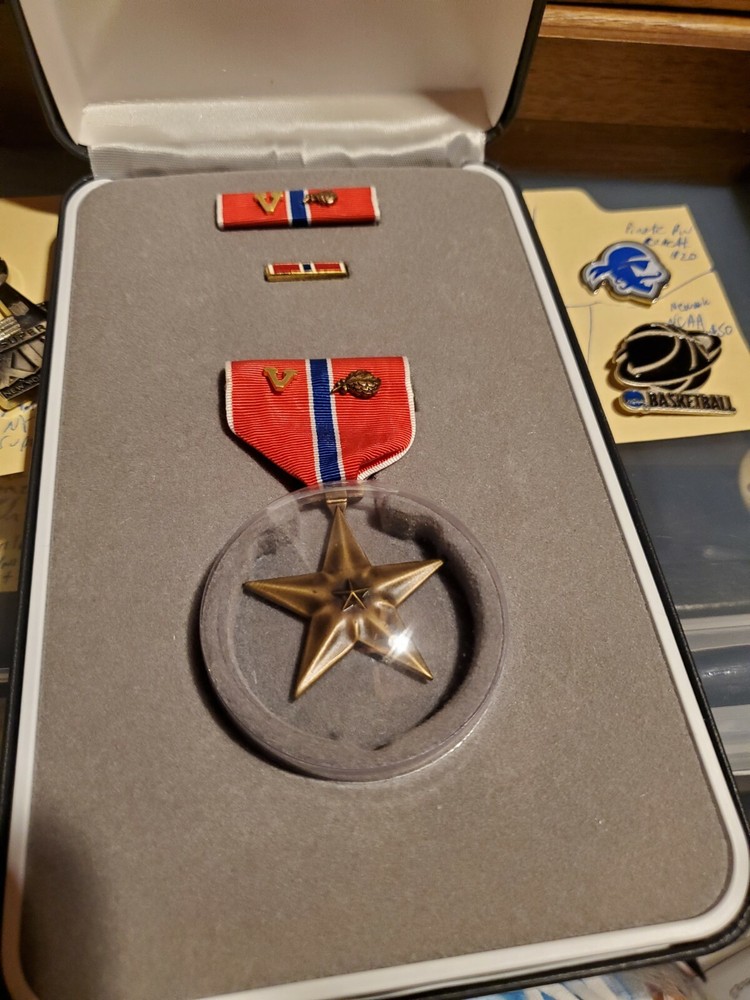 Bronze Star Named With Clusters