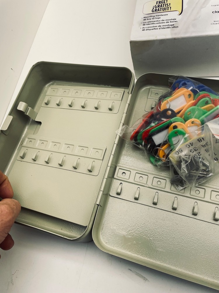 Locking key cabinet holds 48 keys
