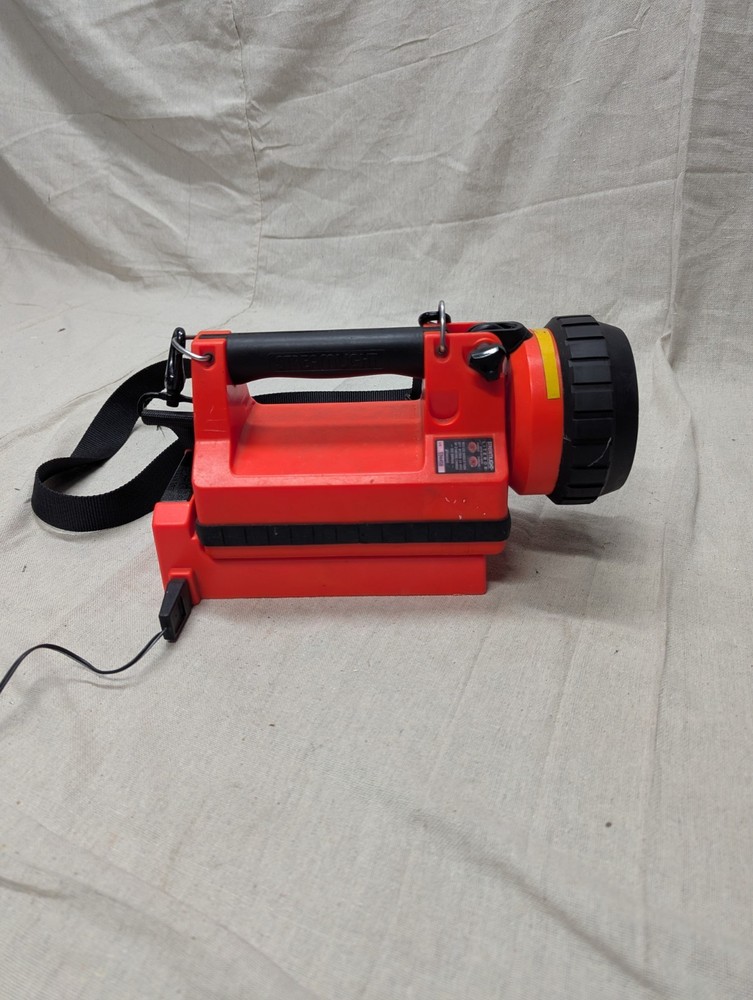 Streamlight LiteBox EMS Firefighter Flashlight With Charger