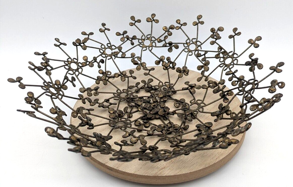 Gold Metal Wire Filigree Decorative Console Bowl