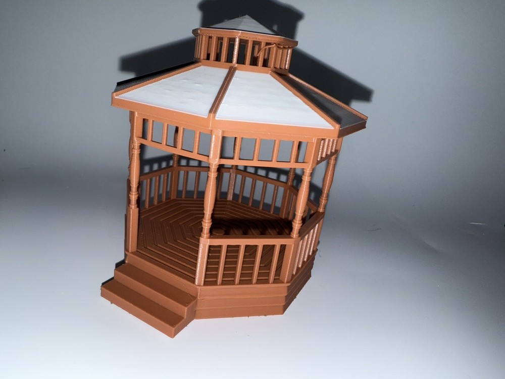1:48 O Gauge Gazebo - Brown