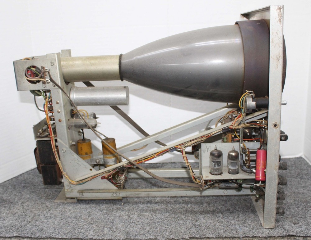 HICKOK MODEL 665 OSCILLOSCOPE