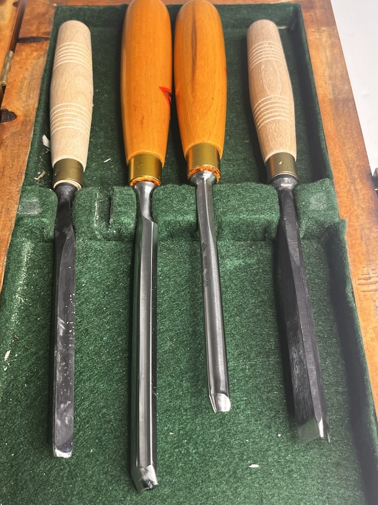 HENRY TAYLOR & HT DIAMIC GOUGES - LOT OF 4 - IN PRESENTATION BOX