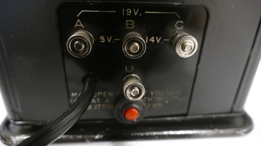 Lionel transformer 80 watt cw with new advanced features
