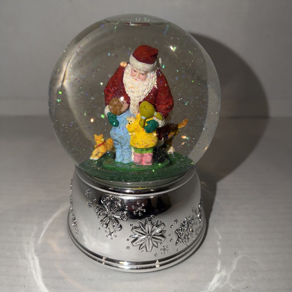 Reed & Barton Winter Traditions Santa Musical Snow Globe