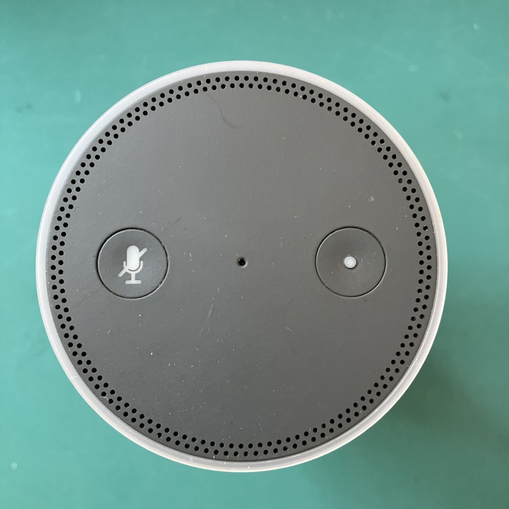 Amazon Echo 1st Generation Smart Speaker, SK705DI. White. Tested. VERY GOOD.